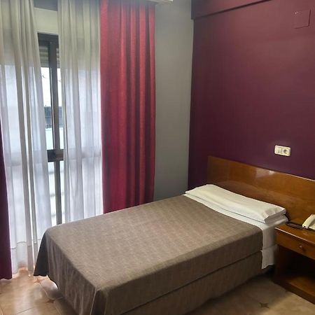 Hostal 36 Toledo Ngoại thất bức ảnh